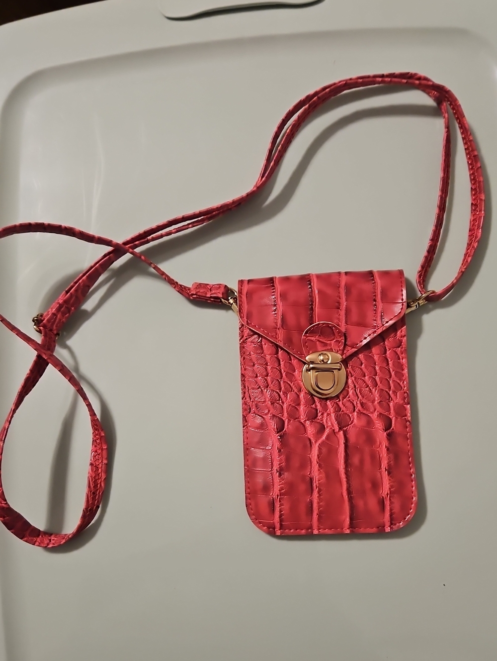 Pink Croc-Embossed Crossbody Phone Bag - Small Shoulder Pouch